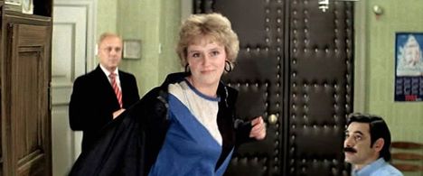 Vladimir Menshov, Aleksandr Pankratov-Chyornyy, and Irina Rozanova in Gde nakhoditsya Nofelet? (1988)