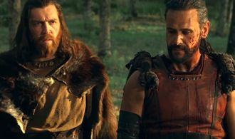 Roberto Enríquez and Hovik Keuchkerian in Hispania, la leyenda (2010)