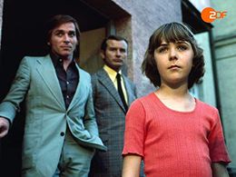 Anne Bennent, Reinhard Glemnitz, and Elmar Wepper in Der Kommissar (1969)