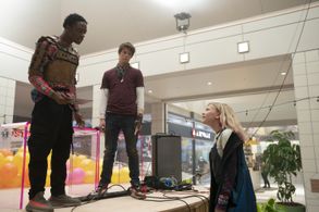 Colin Ford, Austin Crute, and Alyvia Alyn Lind in Daybreak (2019)