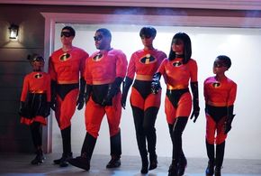 Anthony Anderson, Tracee Ellis Ross, Yara Shahidi, Marcus Scribner, Miles Brown, and Marsai Martin in Black-ish (2014)