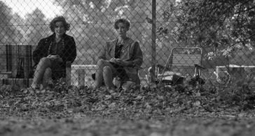 Josie Walker (Auntie Violet) and Caitriona Balfe (Ma) in Belfast