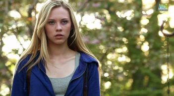 Kelcie Stranahan in Last Hours in Suburbia (2012)