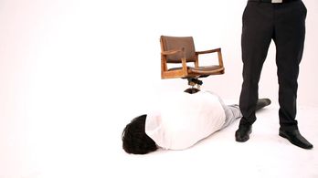 Chris Foy and Adam Saunders in The Confession (2016)