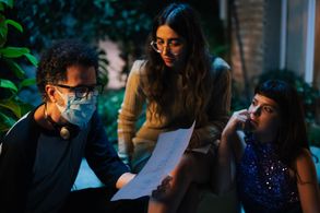 Julia Mestre, Felipe Simas, and Ana Caetano