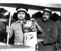 Viju Khote and Govardhan Asrani