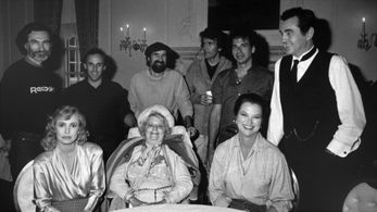 Louise Fletcher, Victoria Tennant, Virginia C. Andrews, Jeffrey Bloom, Alex Koba, Leonard Mann, John Muto, and Gus Peter