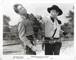 Lee Bennett and Eddie Dean in The Tioga Kid (1948)