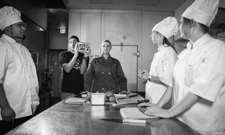 Debbie Britt, Taylor Hay, Dan Zelikman, Rigoberto Solorzano, and Lara Hochuli in Backsplash (2015)