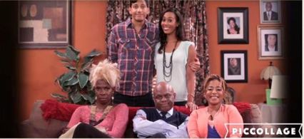 still of Mi Casa Mi Casa