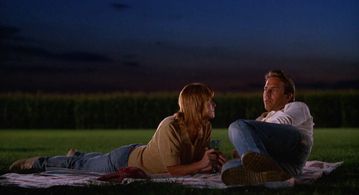 Kevin Costner and Amy Madigan in Field of Dreams (1989)