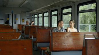 Pyotr Logachev and Varvara Shcherbakova in Ten (2017)