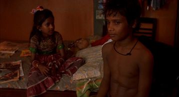 Shafiq Syed and Hansa Vithal in Salaam Bombay! (1988)
