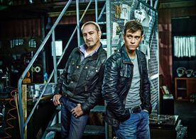 Erdogan Atalay and Vinzenz Kiefer in Alarm für Cobra 11 - Die Autobahnpolizei (1996)