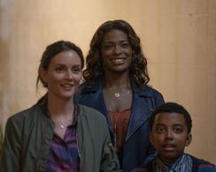 Leighton Meester, Kimrie Lewis, and Devin Trey Campbell