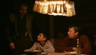 Igor Chernevich and Gleb Puskepalis in Roads to Koktebel (2003)