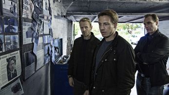 Peder Thomas Pedersen, Alexandre Willaume, and Johannes Lassen in Gidseltagningen (2017)