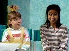 Annie Major-Matte and Gregoriane Minot Payeur in Un homme au foyer (1987)