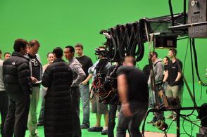 Jonathan Frakes Directs V Season 1 - Director & Executive Assistant