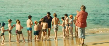 Gérard Darmon and Philippe Lellouche in My Best Holidays (2012)