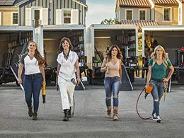 Mina Starsiak, Alison Victoria, Leanne Ford, and Jasmine Roth in Rock the Block (2019)