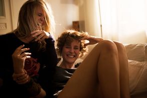Carla Juri and Marlen Kruse in Wetlands (2013)