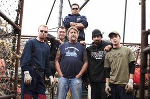 Josh Harris, Jake Harris, Phil Harris, Dave Millman, Murray Gamrath, and Freddy Maugatai in Deadliest Catch (2005)