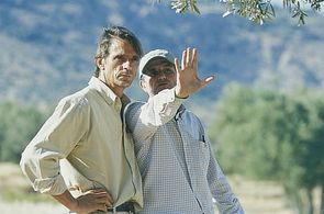 Jeremy Irons and Claude Lelouch in And Now Ladies & Gentlemen (2002)