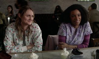 Caitlyn Knisely as Izzy in Shameless