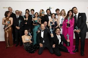 F. Murray Abraham, Jennifer Coolidge, Jon Gries, Sabrina Impacciatore, Michael Imperioli, Eleonora Romandini, Leo Woodal