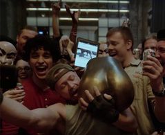 Anthony Jennings and Sebastian Chacon in Mr. Robot (2015)