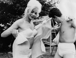 Margaret Rose Keil and David Weston in That Kind of Girl (1963)