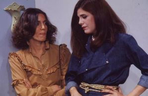 Sandra Bréa and Mila Moreira in Elas por Elas (1982)