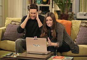 Oliver Hudson and Bianca Kajlich in Rules of Engagement (2007)