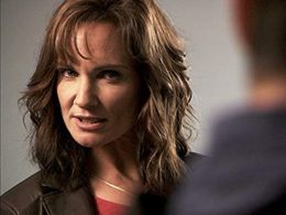 Catherine McClements in Rush (2008)