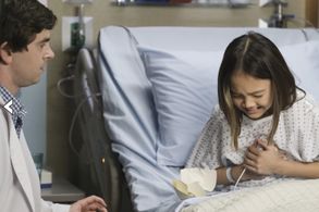 Isla Rose Hall & Freddie Highmore in The Good Doctor