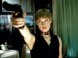 Lea Mornar in Love Your Neighbour! (1998)