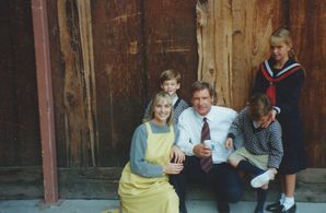 Shown here with Harrison Ford after photo shoot where Debi Kalman 