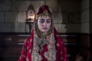 Esra Bilgiç in Dirilis: Ertugrul (2014)