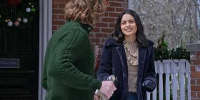 Vanessa Hudgens and Josh Whitehouse in The Knight Before Christmas (2019)