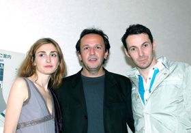 Julien Boisselier, Julie Gayet, and Arnaud Viard