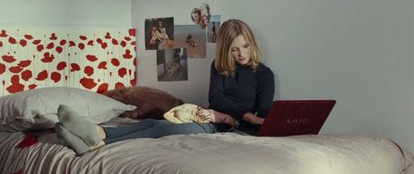 Marion Chabassol in LOL (Laughing Out Loud) (2008)