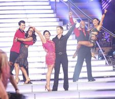 Ricki Lake, Karina Smirnoff, Cheryl Burke, Derek Hough, Rob Kardashian, and J.R. Martinez in Dancing with the Stars (200