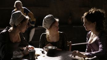 Julie-Marie Parmentier and Léa Seydoux in Farewell, My Queen (2012)