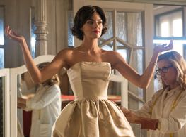 Cecilia Freire and Amaia Salamanca in Velvet (2013)