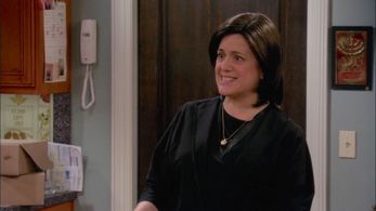 Mary Testa in 2 Broke Girls (2011)