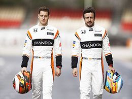 Fernando Alonso and Stoffel Vandoorne in Grand Prix Driver (2018)