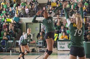 Sean McNamara and Nesta Cooper in The Miracle Season (2018)