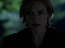 Mariska Hargitay in Plain Truth (2004)