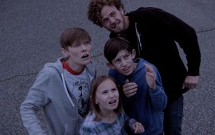 Wilke Itzin, Camille Schurer, and Curtis Schurer in The Noise (2016)